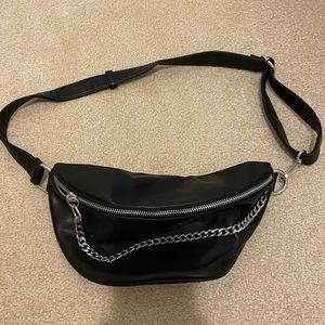 Black Fanny pack
